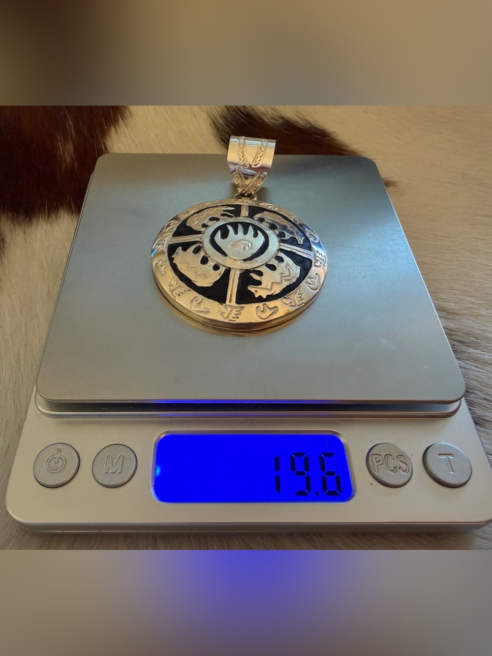 ❤️ Signed Navajo Alonzo Mariano Bear Claw Story Teller Pendant Sterling 2.69”L - Picture 7 of 16